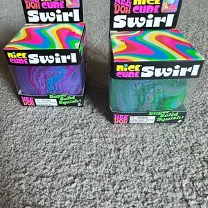 NeeDoh Nice Cube Swirl Solid Squish Toy - Purple & Teal